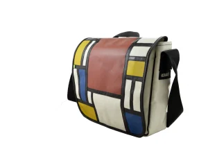 KARL shoulder bag L upcycled backpack recycled sustainable bags 38b Rebago
