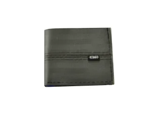 SEAT BELT WALLET upcycled backpack recycled sustainable bags 23a Rebago