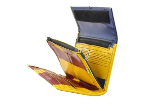 BIG WALLET upcycled backpack rebago recycled sustainable wallets 57b Rebago