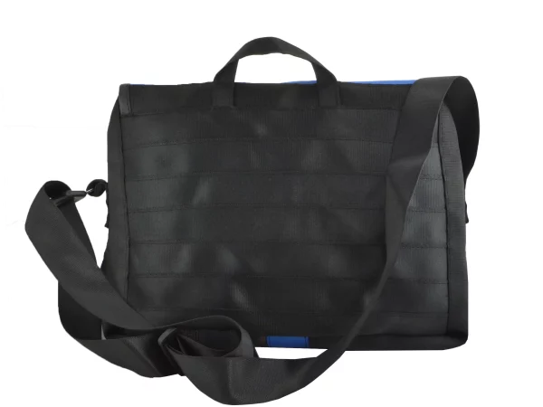 SIGMUND laptop bag from car seat belts recycled upcycling bags 21b Rebago