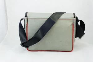 Pablo upcycled shoulder bag 82a (1) Rebago