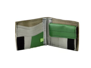 SEAT BELT WALLET upcycled backpack recycled upcycling bags 39c Rebago